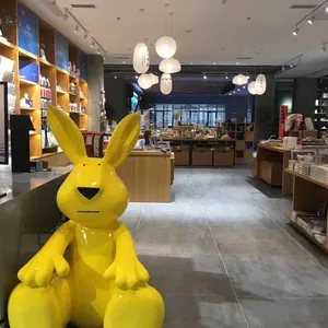 Escultura <span class=keywords><strong>de</strong></span> <span class=keywords><strong>Conejo</strong></span> <span class=keywords><strong>de</strong></span> Fibra <span class=keywords><strong>de</strong></span> Vidrio para Decoración <span class=keywords><strong>del</strong></span> Hogar, Diseño <span class=keywords><strong>de</strong></span> <span class=keywords><strong>Conejo</strong></span> Sentado Pensando, Estilo Dibujos Animados, <span class=keywords><strong>2022</strong></span> - Product Image 1