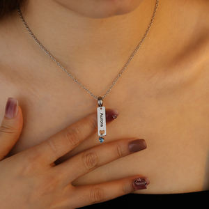 Venta al por mayor, collares con nombre grabado, joyería de piedra natal, collar de barra Vertical de acero inoxidable personalizado para regalo de madre y abuela - Product Image 4