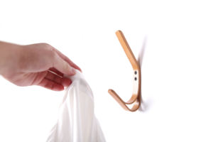 Crochet mural décoratif moderne suspendu en bambou de qualité supérieure pour le rangement des vêtements et l'utilisation en cuisine Excellent nouveau design en gros - Product Image 2