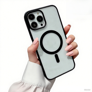 Funda móvil de lujo transparente para iPhone 17 Pro Max 16 15 Pro TPU PC Phone case Clear Glossy Finish Venta caliente Magnet <span class=keywords><strong>Spot</strong></span> Goods - Product Image 1