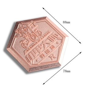 Medalla Metálica Simple de Colección Hexagonal de Tres Colores de Alta Calidad, Suministro Directo de Fábrica - Product Image 4