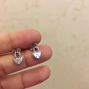 Acessórios Mulheres Jóias Marca 925 Sterling Silver Níquel-Free Lead-Free Tiny Love Heart Lock Stud Set Brincos Atacado