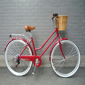 Vélo de ville pour femme 26 pouces violet avec panier et porte-bagages, frein V 7 vitesses, cadre en acier léger pour les trajets quotidiens - Product Image 6