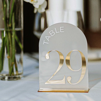 Numéros de table personnalisables en acrylique blanc 3D avec miroir doré, respectueux de l'environnement, pour la décoration de mariage