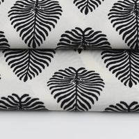 Tissu en mousseline de soie de haute qualité 75d * 75d motif de feuille de plante noir et blanc imprimé tissu en mousseline de soie pour vêtements pour femmes