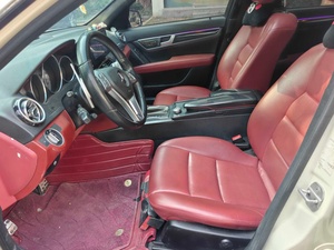 <span class=keywords><strong>Mercedes</strong></span>-<span class=keywords><strong>Benz</strong></span> <span class=keywords><strong>Classe</strong></span> C 2011 C200 CGI Fashion Edition 5 Posti Usata Berlina di Medie <span class=keywords><strong>Dimensioni</strong></span> ad Alte Prestazioni Benzina Cambio Automatico <span class=keywords><strong>a</strong></span> 7 Marce - Product Image 4