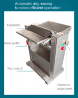 Éplucheuse industrielle automatique de peau de porc pour boulettes de viande avec moteur, capacité 105 kg, roulettes mobiles, facile à nettoyer
