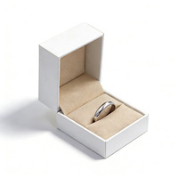Nouvelles boîtes d'emballage de luxe en cuir PU pour bijoux, montres, bagues et boucles d'oreilles, avec logo personnalisé or blanc, gaufrage, vente en gros économique