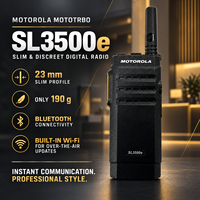 Radio numérique Motorola SL3500e MOTOTRBO VHF UHF 400-527 MHz, radio bidirectionnelle fine et discrète pour hôtels, commerces et équipes.