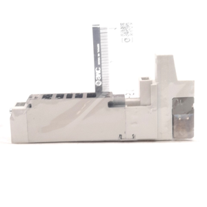 Katup Solenoid VQ2101-51 <span class=keywords><strong>2</strong></span> posisi tunggal 0.15-0.7MPa 24VDC Coil - Product Image 1