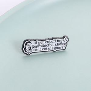 Pin de Aleación de Zinc con Diseño de Elección Reproductiva Unisex, Chapado en Níquel Negro, Diseño Lindo, Tú Cortas <span class=keywords><strong>Mi</strong></span> Elección Reproductiva, ¿Puedo Cortar la Tuya? - Product Image 3
