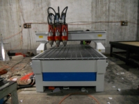 Enrutador CNC de Madera de 3 Procesos 1325 |   Máquina de Tallado CNC Multihusillo para Puertas de Gabinetes Personalizadas y Muebles de Panel