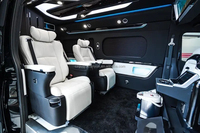 29-Zoll-Decken-TV Luxus-Autos itz und Schlafs ofa Kunden spezifisches Badezimmer für 2024 New Hiace