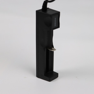 Cargador de batería de litio SmartPet 3.7V 4.2V, base de carga para punteros láser, linternas, faros y mini ventiladores - Product Image 1