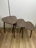 Table d'appoint multifonctionnelle moderne et minimaliste pour salon, avec plateau en bois massif, style nordique, table basse centrale