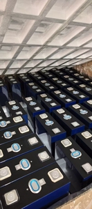 Pin Lifepo4 320Ah loại A, hàng mới năm 2025, dành cho hệ thống lưu trữ năng lượng mặt trời mái nhà 48V của các nhà thầu. - Product Image 5