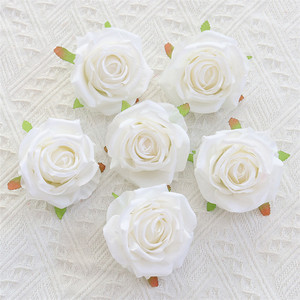 Fleurs artificielles 9 cm Têtes de roses simulées pour les événements de mariage Noël Nouvel An Décoration murale de fleurs - Product Image 4