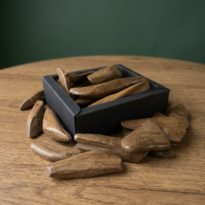 Sanai Baraq Merauke Mengkilat 38, una pieza de madera de agar encantada por la llama, muy buscada para ceremonias vibrantes de bakhoor. - Product Image 2