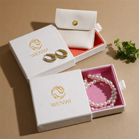 Boîte à bijoux carrée, organiseur de style tiroir, rangement pour colliers, bagues, pendentifs, boîte d'emballage doublée de velours avec logo doré