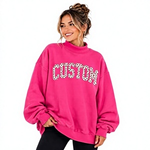 Sweat-shirt surdimensionné à col montant imprimé sur mesure de couleur rose pour femmes, avec épaules tombantes, nouveau design à pois, tissu polaire respirant - Product Image 1