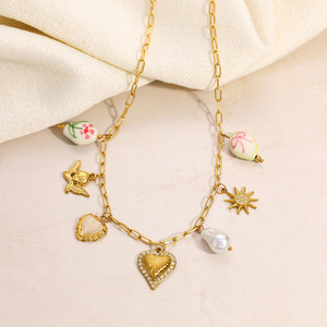 Collar de cadena para clavícula chapado en oro con forma de corazón, con incrustaciones de perlas y diamantes, estilo vacacional. - Product Image 2