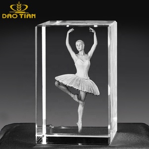 Khung Ảnh Hình Khối Pha Lê <span class=keywords><strong>K9</strong></span> Bán Sỉ Khung Ảnh Khối Pha Lê 3d Tùy Chỉnh Cá Nhân Làm Quà Tặng Lưu Niệm Đám Cưới - Product Image 3