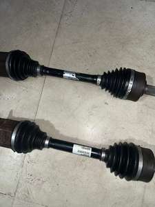 Conduire les demi-arbres gauche et droit pour Vovo <span class=keywords><strong>XC90</strong></span> Essieux gauche et droit XC60 S80 S60 S90 Ensemble moteur <span class=keywords><strong>de</strong></span> <span class=keywords><strong>transmission</strong></span> automatique - Product Image 3