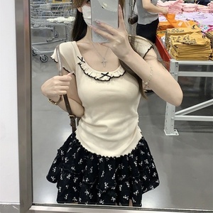 Top de estilo francés con volantes, bloques de color, cuello redondo, sujetador acolchado incorporado, top de verano para chica, con lazo, manga corta, hombros regulares - Product Image 4