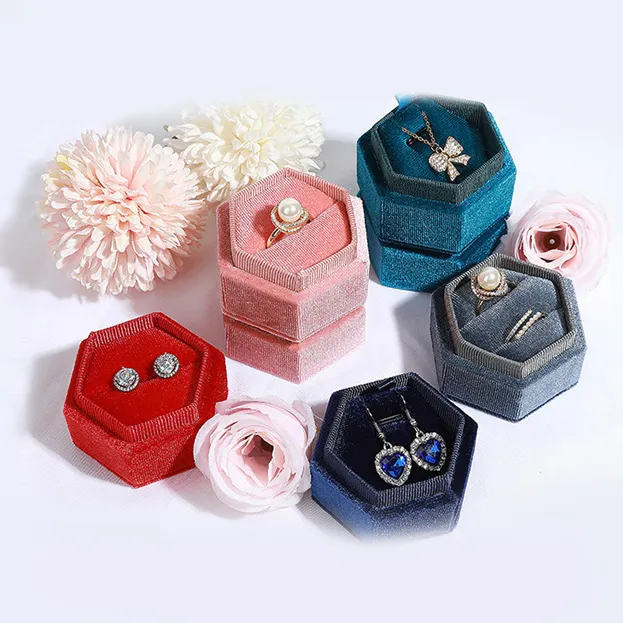Hot-Sale Jewelry Packaging Box Velvet Hexagon Ring Box Necklace Box With Logo For Ring and Necklace