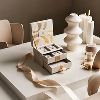Boîte à bijoux haut de gamme à double couche avec tiroir, texture gaufrée or, papier spécial coloré transparent, boîtes de support intérieures en MDF
