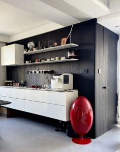 Aparador de Estilo Minimalista con Armarios Colgantes, Estación de Café Integrada, Vitrina Abierta con Estantes Ajustables - Product Image 3