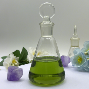 Aceites esenciales de Artemisa, uso de piel pura orgánica, suministro OEM para hacer bacteriostatos - Product Image 2