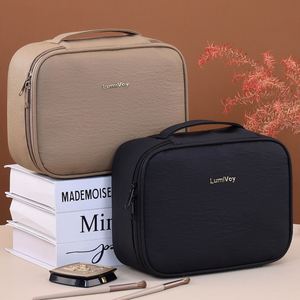 Nueva Bolsa de Maquillaje Multifuncional de Poliéster con Compartimentos, Organizador de Brochas Cosméticas de Gran Capacidad, Portátil, Ligero e Impermeable - Product Image 4