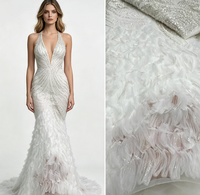 Tissu en dentelle à volants en plumes blanches, bordure lourde de sequins argentés et perles, tulle moelleux, tissu pour robe de mariée nigériane - Grande Vente
