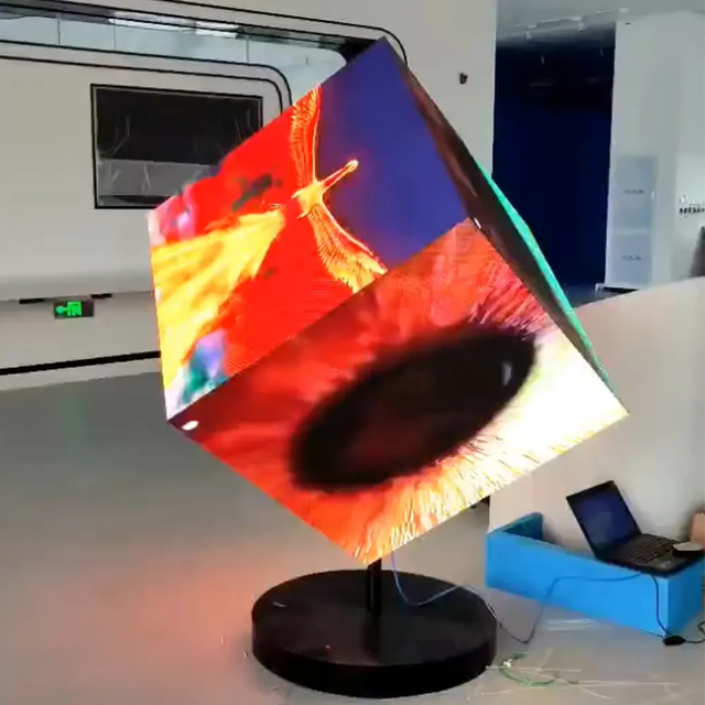 Custom Waterproof Indoor Outdoor 5-Sided LED Display for Elevator & Retail Store Advertising