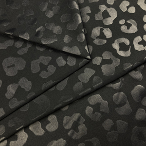 Dry Fit Cotton Like 4 Way Stretch Transpirable Poliéster <span class=keywords><strong>Leop</strong></span> Diseños Tela estampada para sujetadores deportivos y mallas - Product Image 1