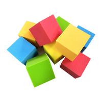Cubes de mousse en polyuréthane personnalisables en couleur et en taille, pour aire de jeux, haute dureté, rebond rapide, ignifuges