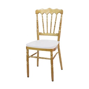Chaises de mariage et d'hôtel en fer peintes par pulvérisation, modèle Château <span class=keywords><strong>Napoléon</strong></span>, avec coussin, vente en gros, très demandées - Product Image 2