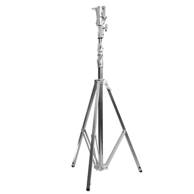 China Supplier WF WT-9209 Stainless Steel Light Stand Portable Heavy Duty Stand High Quality Photography Studio Tripod