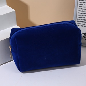 Su misura eco-friendly tessuto di velluto a prova di polvere cerniera morbida maniglia piccola capacità signora cosmetica e per la custodia - Product Image 4