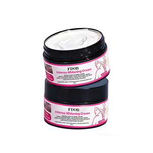 Crema Aclarante Íntima Más Vendida - Iguala el Tono de Piel en la Línea del Bikini, Entrepierna, Axilas y Codos, Hidrata y Revitaliza - Product Image 6