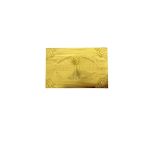 Busta e Certificato di Alta Qualità Placcati in Oro per Regali - Product Image 3