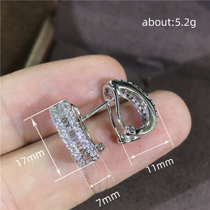 Orecchini a Perno in Stile Francese Chic per Donne, Eleganti Orecchini a Clip di Lusso Minimalisti alla Moda, Regalo Quotidiano - Product Image 4