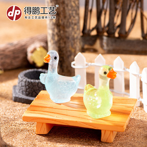 Figurita de pato de resina, juguete decorativo en miniatura para escritorio y coche, accesorio artesanal colorido - Product Image 5