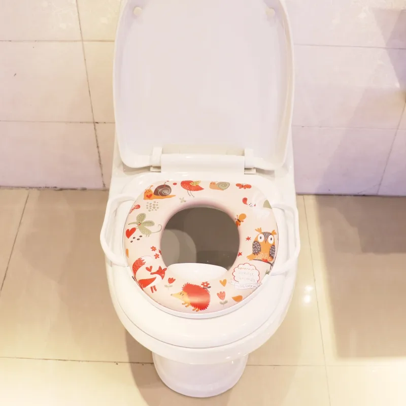 Phòng tắm không thấm nước bé chỗ ngồi bao gồm nhà vệ sinh bô ghế loạt bồn tắm cậu bé và cô gái