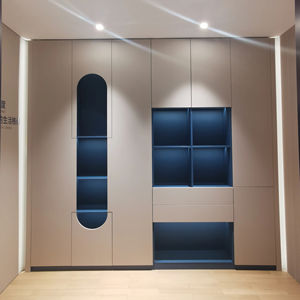 خزانة ملابس فاخرة حديثة 2023 أثاث خشبي لغرفة النوم مجموعة خزانة ملابس يمكن المشي بداخلها - Product Image 2