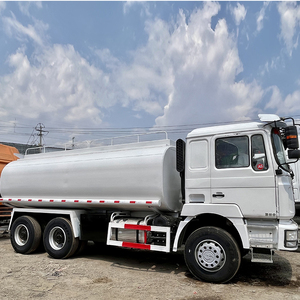 Camion-citerne à carburant Shacman F3000 6*4 20000L-25000L <span class=keywords><strong>d</strong></span>'occasion, petite <span class=keywords><strong>station</strong></span>-service à vendre - Product Image 6