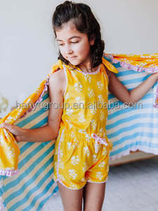 Couverture de plage à volants double couche pour tout-petits, fabrication OEM/ODM, couverture courte en peluche pour enfants, couverture douce pour les genoux. - Product Image 2