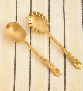 ชุดช้อนส้อมสแตนเลสหรูหราเกรดสูงเสร็จเหมาะสำหรับงานเลี้ยงอาหารค่ำอย่างเป็นทางการและใช้ในชีวิตประจำวันครบชุดสำหรับการรับประทานอาหาร - Product Image 2