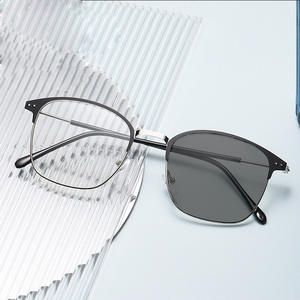 1925 Photogrey <span class=keywords><strong>lunette</strong></span> anti-reflet lunettes en métal anti-lumière bleue et lunettes photochromiques - Product Image 1